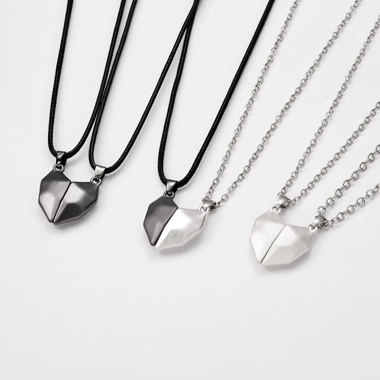 Magnetic Heart Couple Necklaces